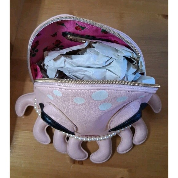 BETSEY JOHNSON Kitsch Octopus Pink Pearls Clutch Cosmetic Makeup Bag NWOT - Picture 13 of 13
